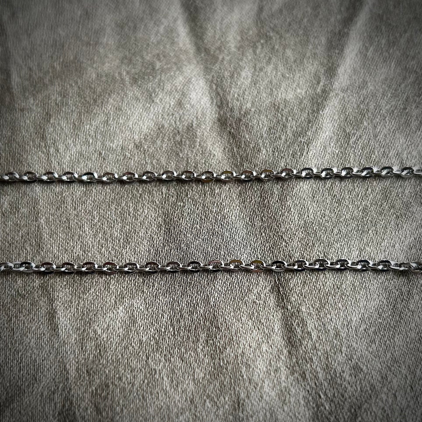 XVIII La Luna Pendant with Leaf