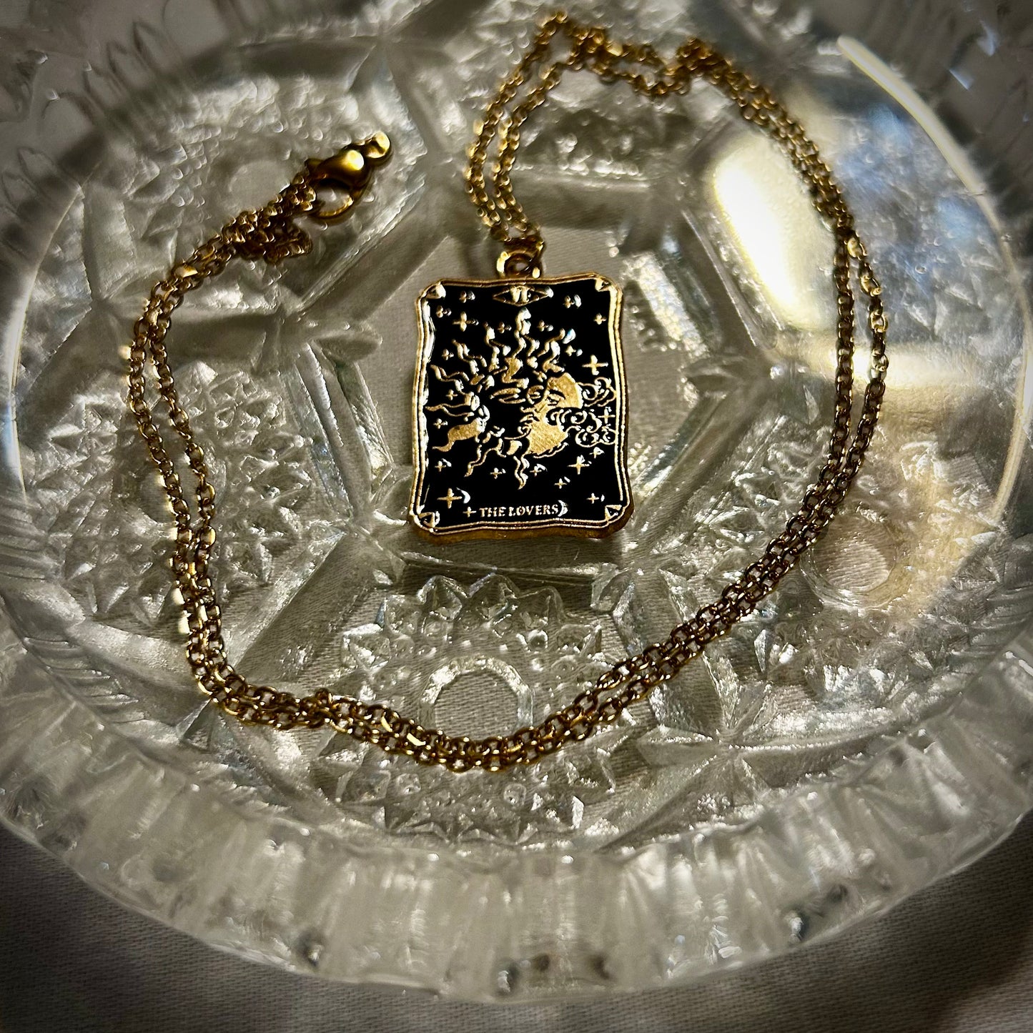 VI, The Lovers in Black and Gold